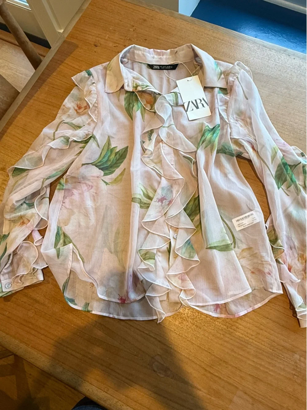 ZARA Ruffle Top NWT - Picture 4 of 4